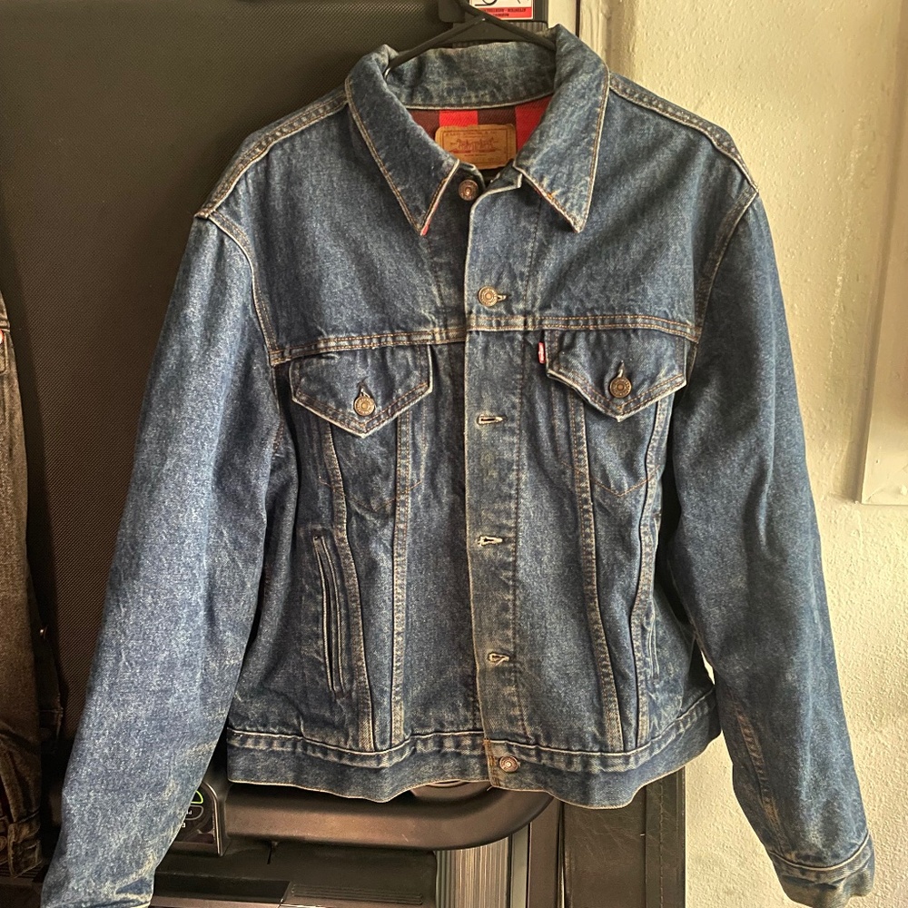 Levi’s Flannel lined Trucker Jacket size 46